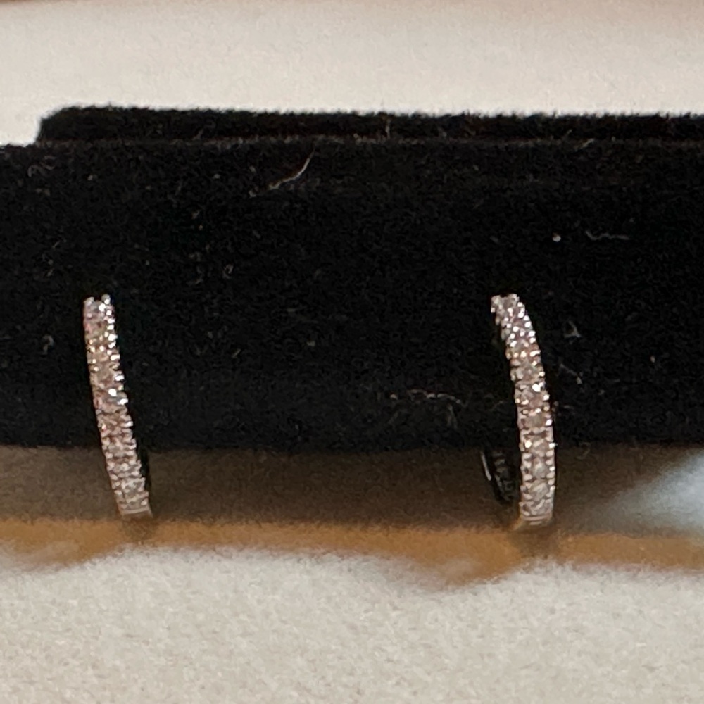 MATEO New York
Diamond Huggie, White Gold - Picture 2 of 7